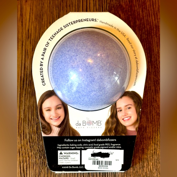 Brand new Bath Bomb with Easter surprise - Picture 2 of 4